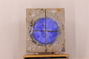  triptyque ferm&eacute;